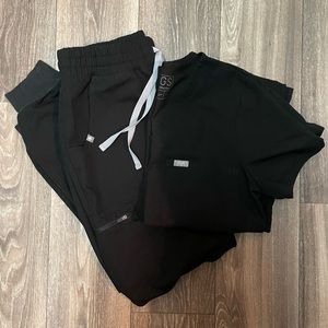 FIGS Scrub Set Black Medium